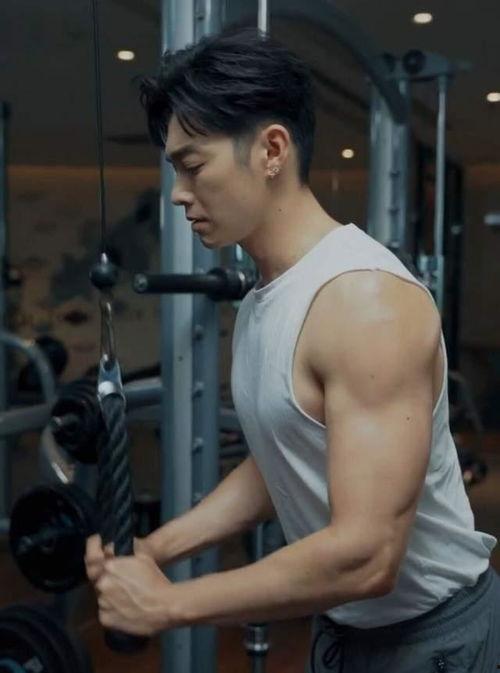 辰亦儒最新爆料,揭秘明星背后的真实生活